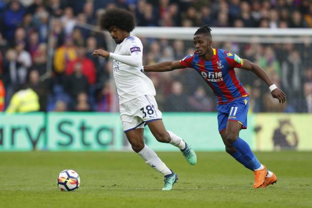 中尋求突破 中尋求突破