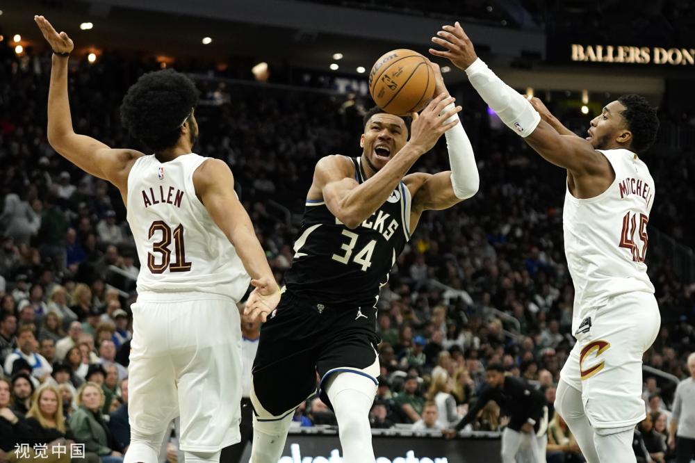 操控全場 操控全場