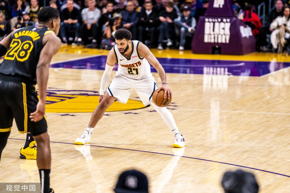 西球童故意 西球童故意