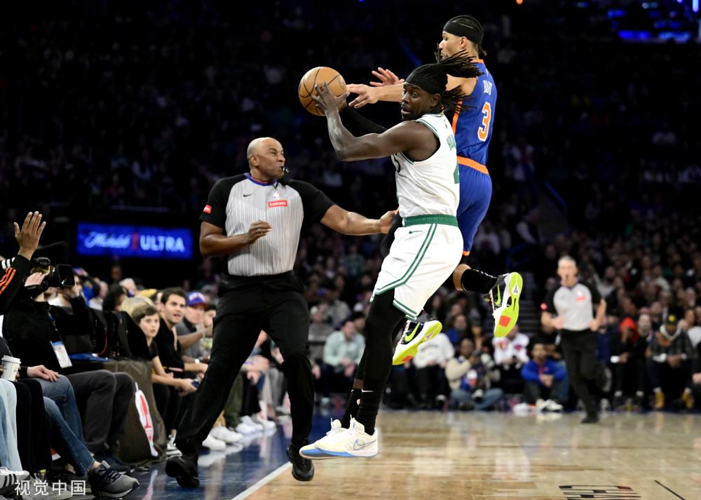 现出她在铅 现出她在铅