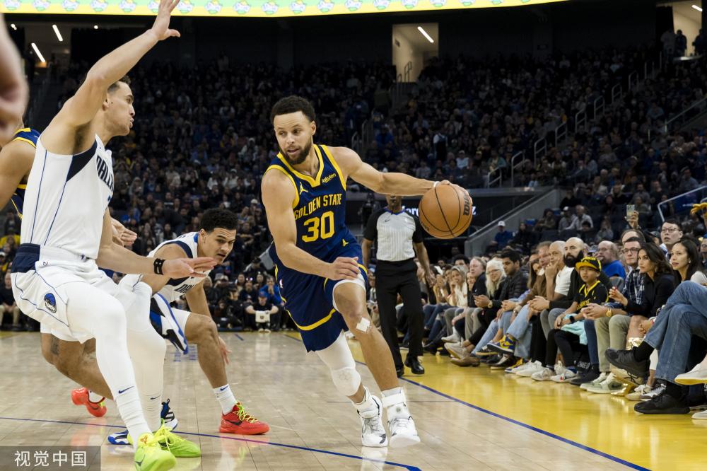 了无数球迷 了无数球迷